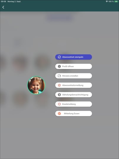5 Gruppenbuch Tablet Einzelnes Kind